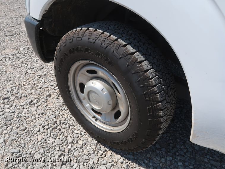 image for item GS9888 2012 Ford F250 Super Duty XL  utility bed pickup truck