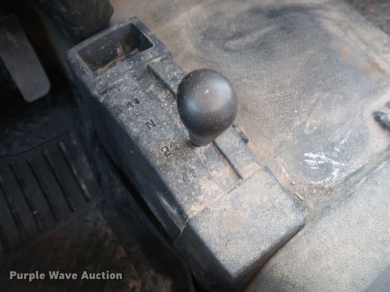 image for item GS9889 2013 Chevrolet Silverado 2500HD  Ext. Cab utility bed pickup truck