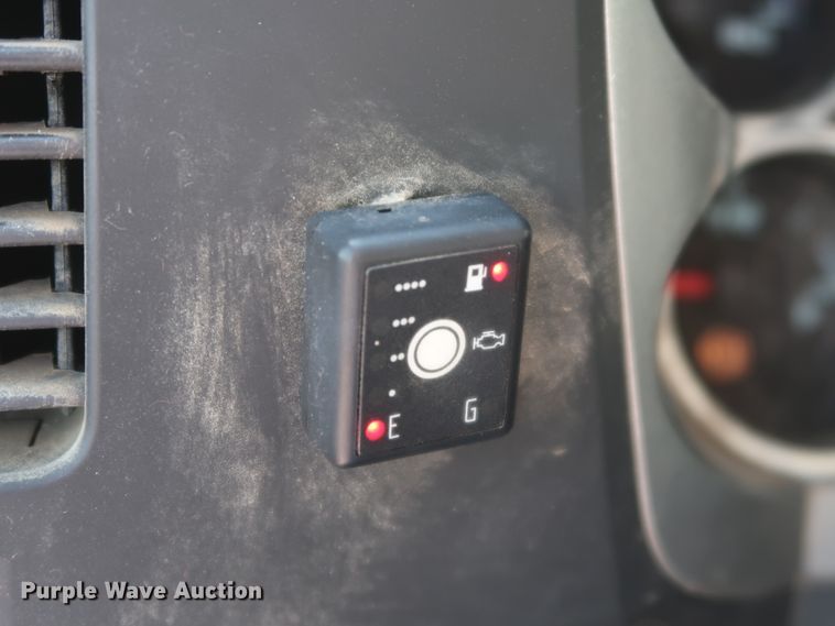 image for item GS9889 2013 Chevrolet Silverado 2500HD  Ext. Cab utility bed pickup truck