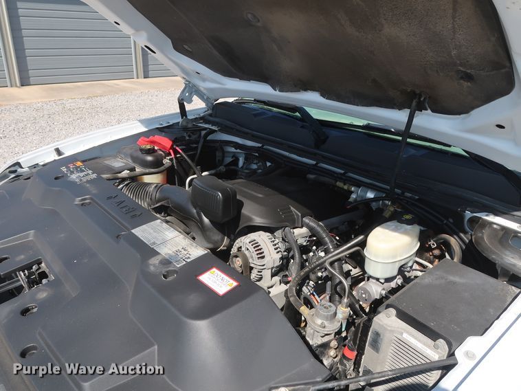 image for item GS9889 2013 Chevrolet Silverado 2500HD  Ext. Cab utility bed pickup truck