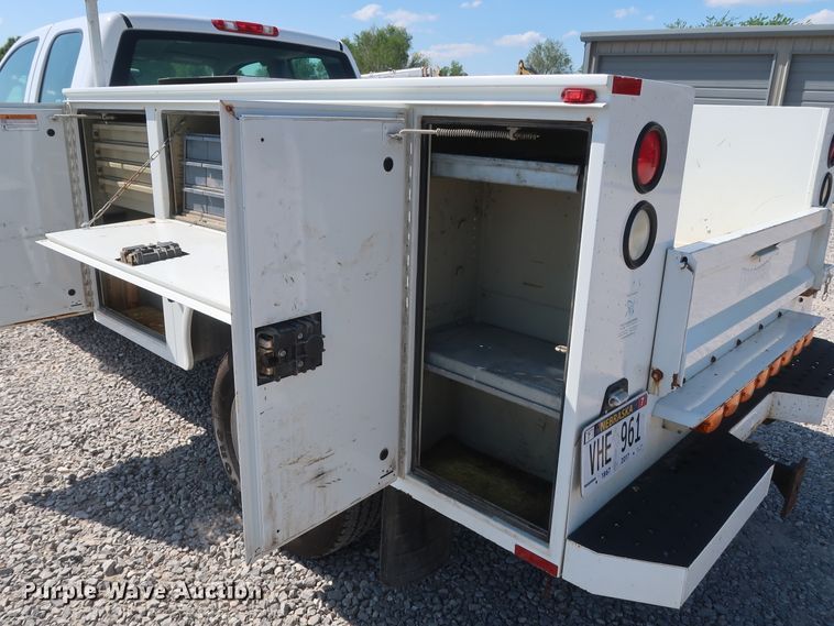 image for item GS9889 2013 Chevrolet Silverado 2500HD  Ext. Cab utility bed pickup truck