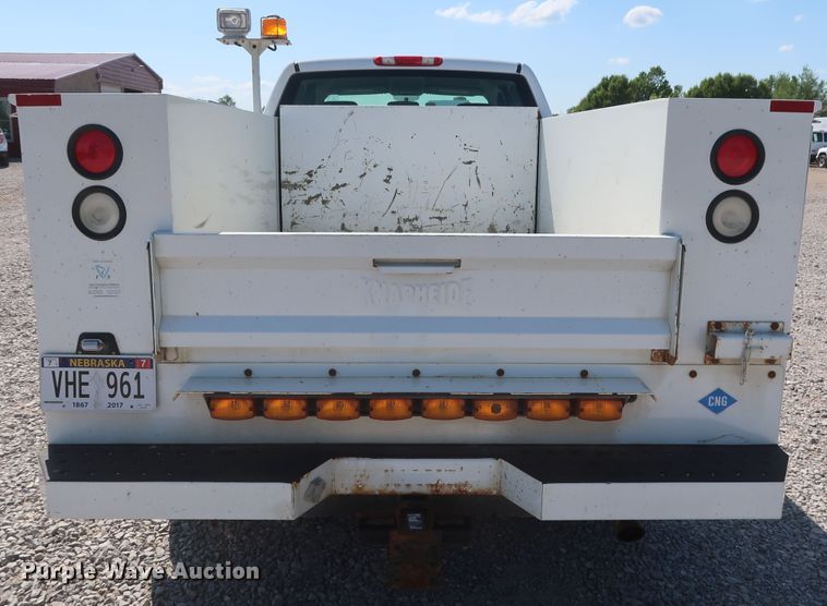 image for item GS9889 2013 Chevrolet Silverado 2500HD  Ext. Cab utility bed pickup truck