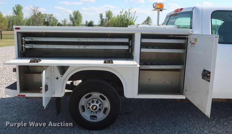 image for item GS9889 2013 Chevrolet Silverado 2500HD  Ext. Cab utility bed pickup truck