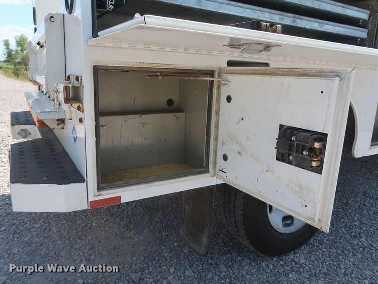 image for item GS9889 2013 Chevrolet Silverado 2500HD  Ext. Cab utility bed pickup truck