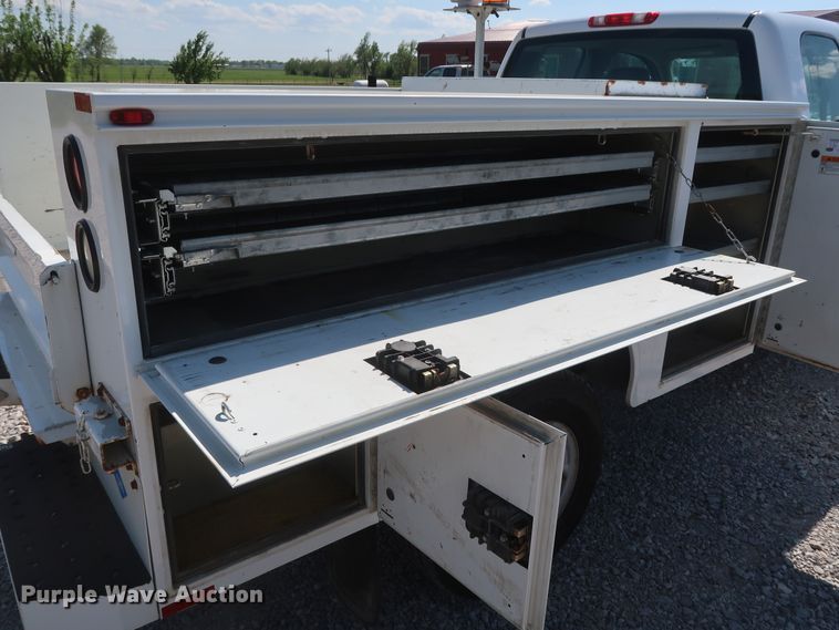 image for item GS9889 2013 Chevrolet Silverado 2500HD  Ext. Cab utility bed pickup truck