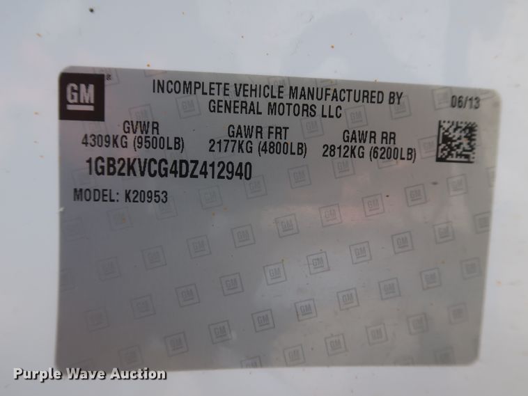 image for item GS9889 2013 Chevrolet Silverado 2500HD  Ext. Cab utility bed pickup truck