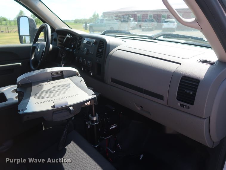 image for item GS9890 2013 Chevrolet Silverado 2500HD  Ext. Cab utility bed pickup truck