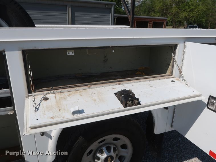 image for item GS9890 2013 Chevrolet Silverado 2500HD  Ext. Cab utility bed pickup truck