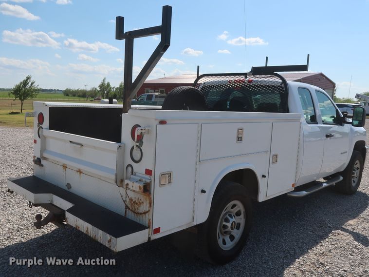 image for item GS9890 2013 Chevrolet Silverado 2500HD  Ext. Cab utility bed pickup truck