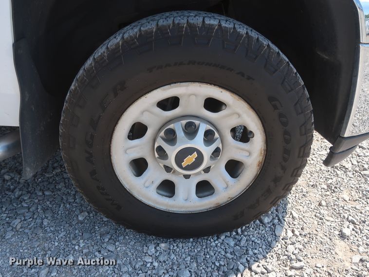 image for item GS9890 2013 Chevrolet Silverado 2500HD  Ext. Cab utility bed pickup truck