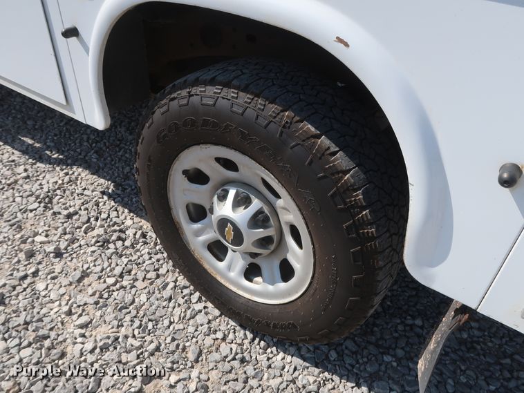 image for item GS9890 2013 Chevrolet Silverado 2500HD  Ext. Cab utility bed pickup truck