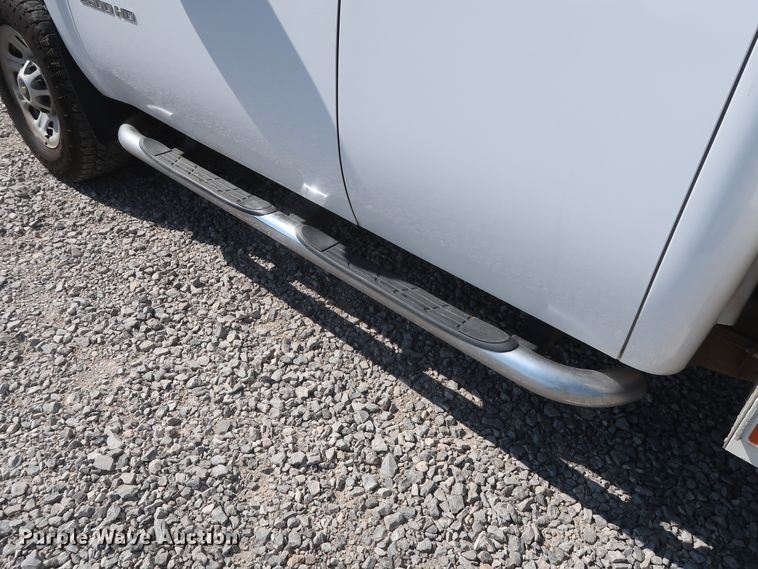 image for item GS9890 2013 Chevrolet Silverado 2500HD  Ext. Cab utility bed pickup truck
