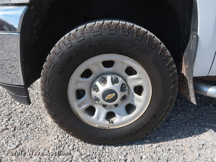 image for item GS9890 2013 Chevrolet Silverado 2500HD  Ext. Cab utility bed pickup truck