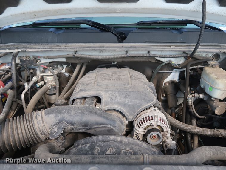 image for item GS9891 2009 Chevrolet Silverado 3500HD  utility bed pickup truck