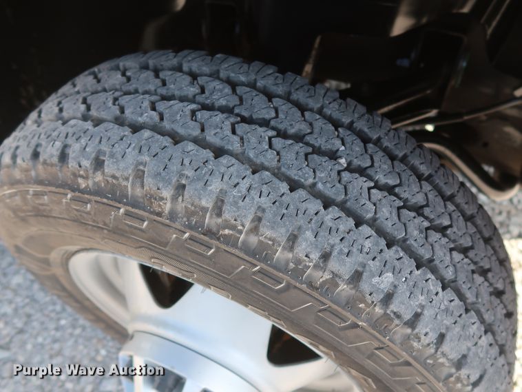 image for item GS9891 2009 Chevrolet Silverado 3500HD  utility bed pickup truck