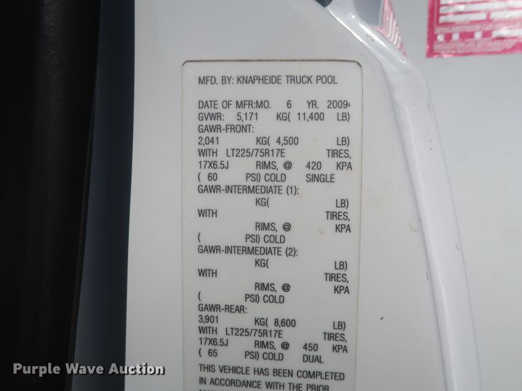 image for item GS9891 2009 Chevrolet Silverado 3500HD  utility bed pickup truck