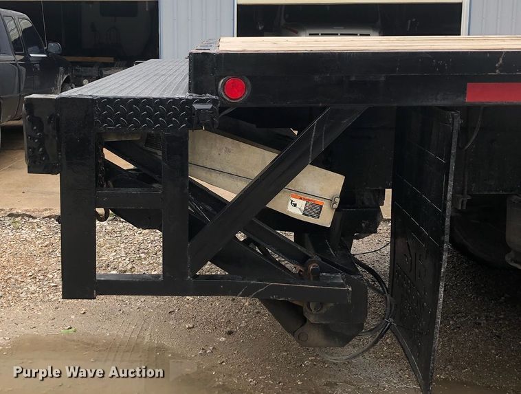 image for item GU9968 Maxon end gate lift