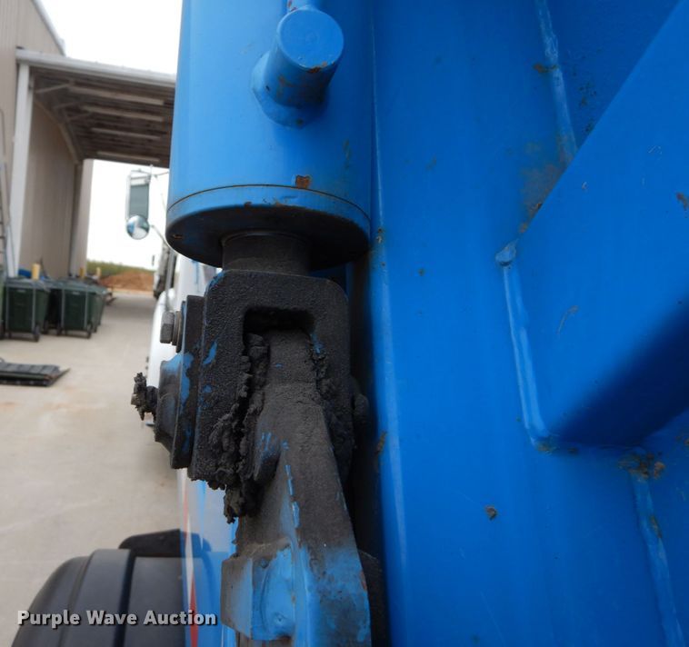 image for item GU9970 2008 Sterling Acterra refuse truck