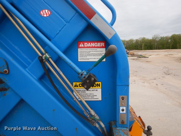 image for item GU9970 2008 Sterling Acterra refuse truck