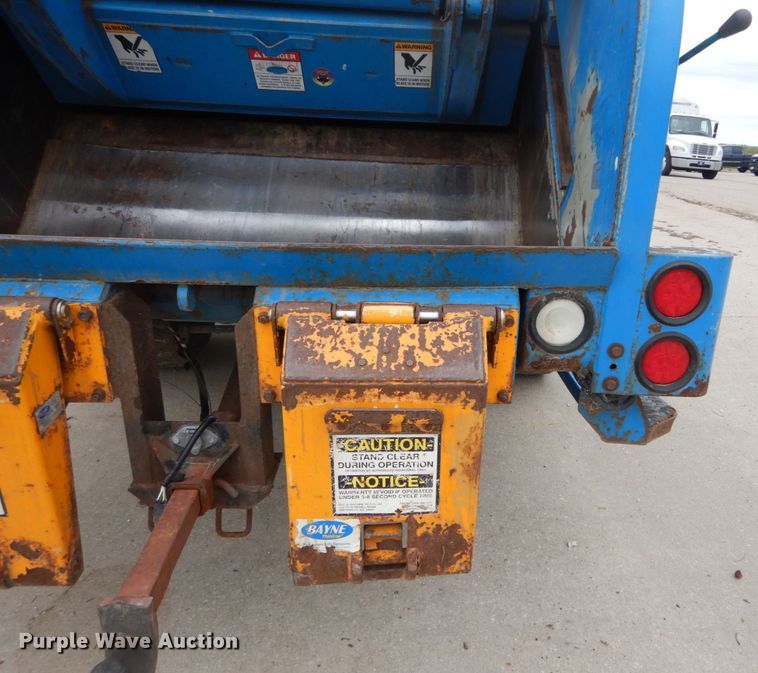 image for item GU9970 2008 Sterling Acterra refuse truck