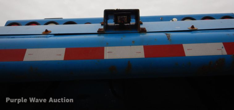 image for item GU9970 2008 Sterling Acterra refuse truck