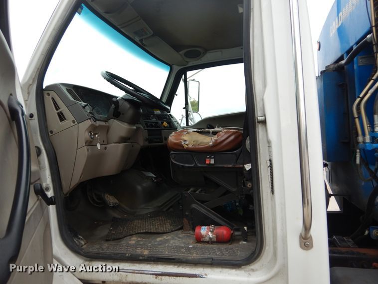 image for item GU9970 2008 Sterling Acterra refuse truck