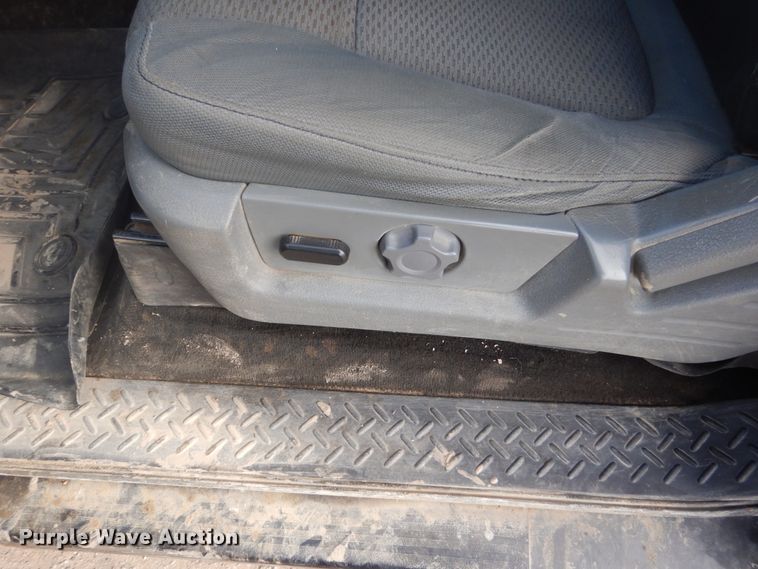 image for item GW9519 2013 Ford F150 XLT  SuperCab pickup truck