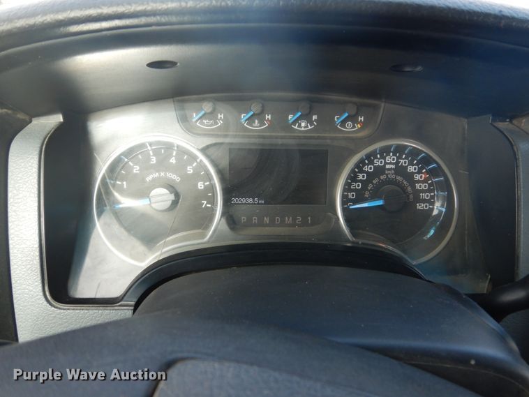 image for item GW9519 2013 Ford F150 XLT  SuperCab pickup truck