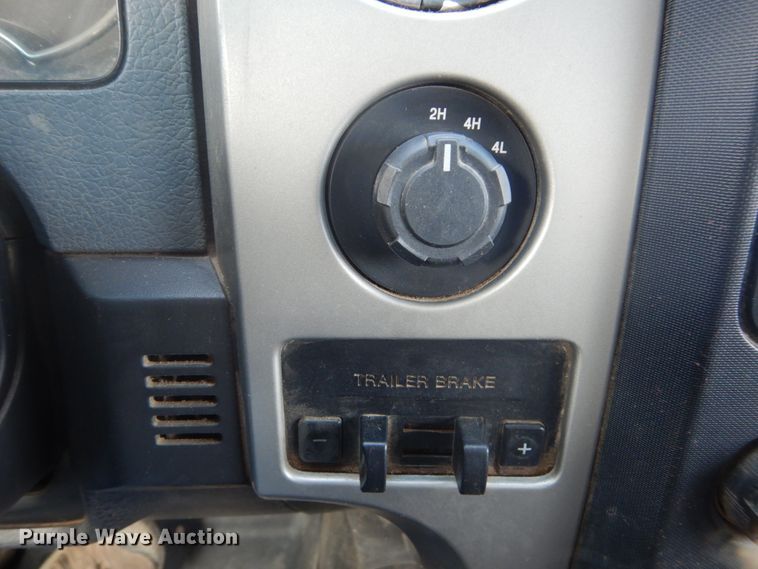 image for item GW9519 2013 Ford F150 XLT  SuperCab pickup truck