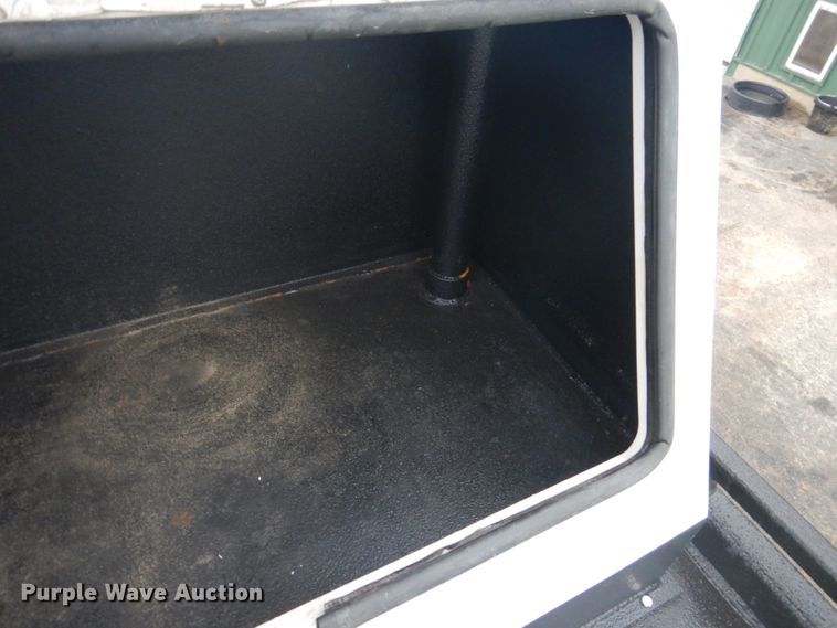 image for item GW9797 2007 Freightliner Business Class M2 106 Crew Cab flatbed truck