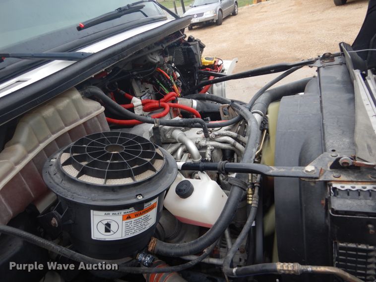 image for item GW9797 2007 Freightliner Business Class M2 106 Crew Cab flatbed truck