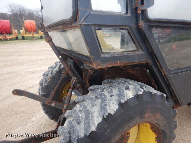 image for item GW9802 John Deere 4100 MFWD tractor