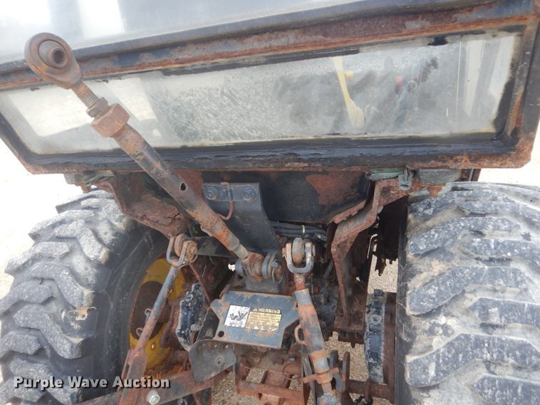 image for item GW9802 John Deere 4100 MFWD tractor