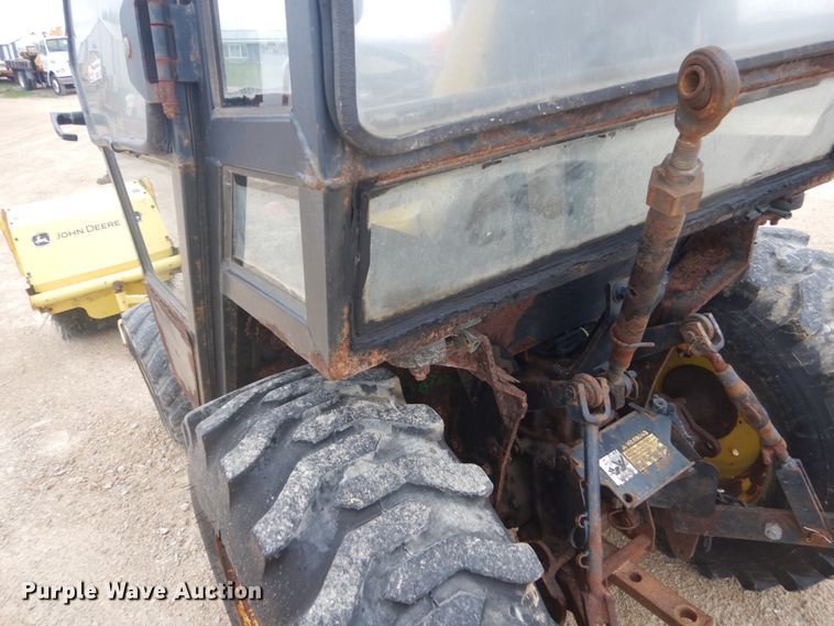 image for item GW9802 John Deere 4100 MFWD tractor