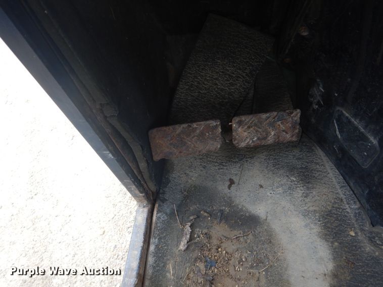 image for item GW9802 John Deere 4100 MFWD tractor