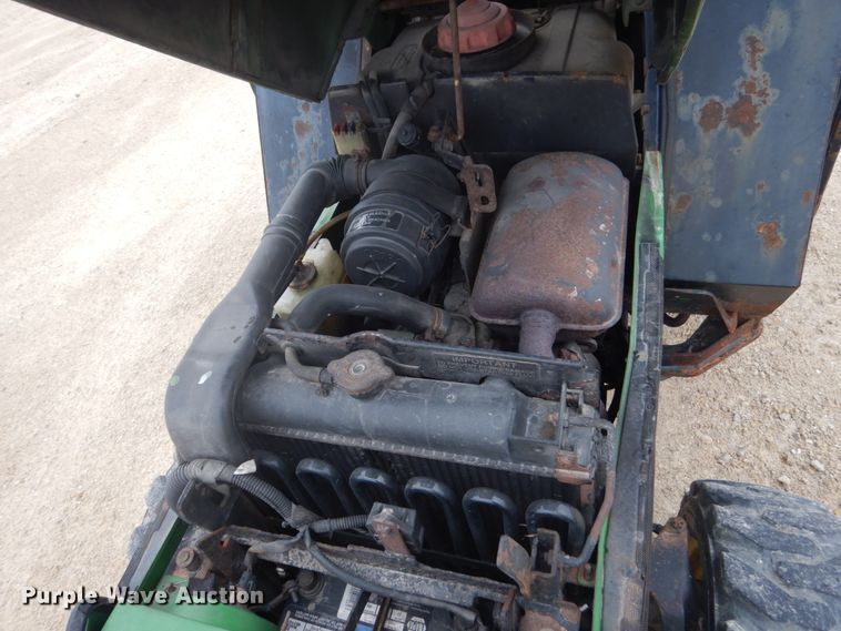 image for item GW9802 John Deere 4100 MFWD tractor