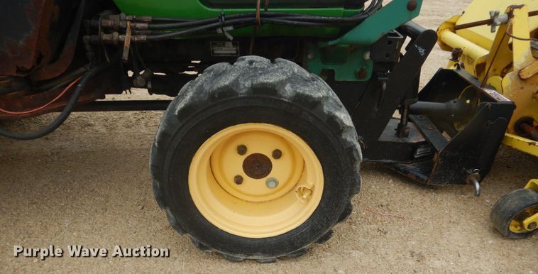 image for item GW9802 John Deere 4100 MFWD tractor