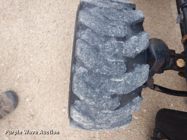 image for item GW9802 John Deere 4100 MFWD tractor