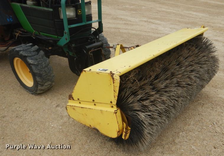 image for item GW9802 John Deere 4100 MFWD tractor