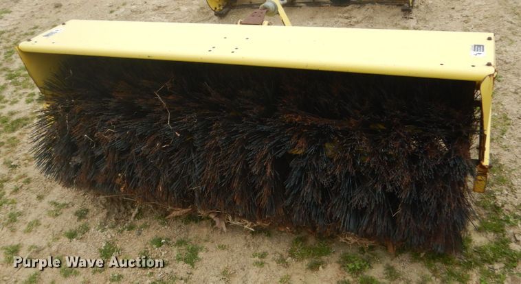 image for item GW9802 John Deere 4100 MFWD tractor