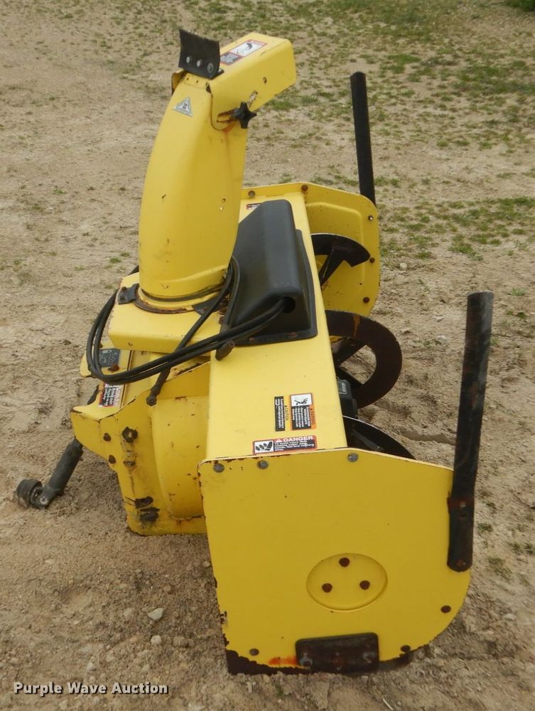 image for item GW9802 John Deere 4100 MFWD tractor