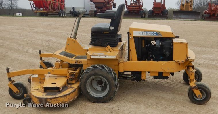 image for item GW9803 Hustler 3200 ZTR lawn mower