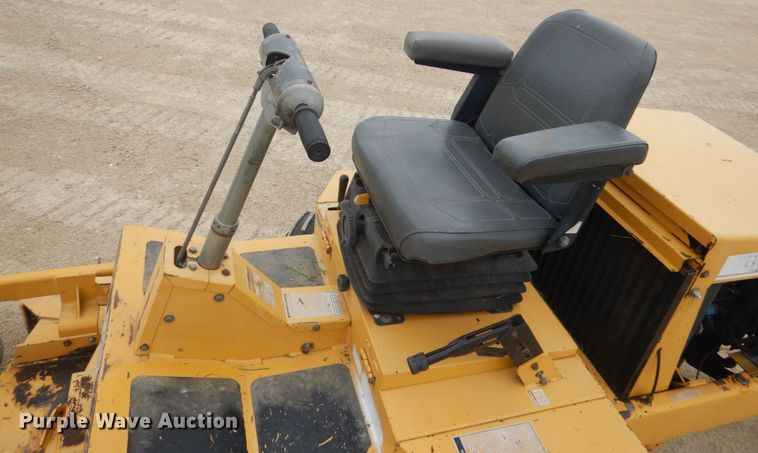 image for item GW9803 Hustler 3200 ZTR lawn mower