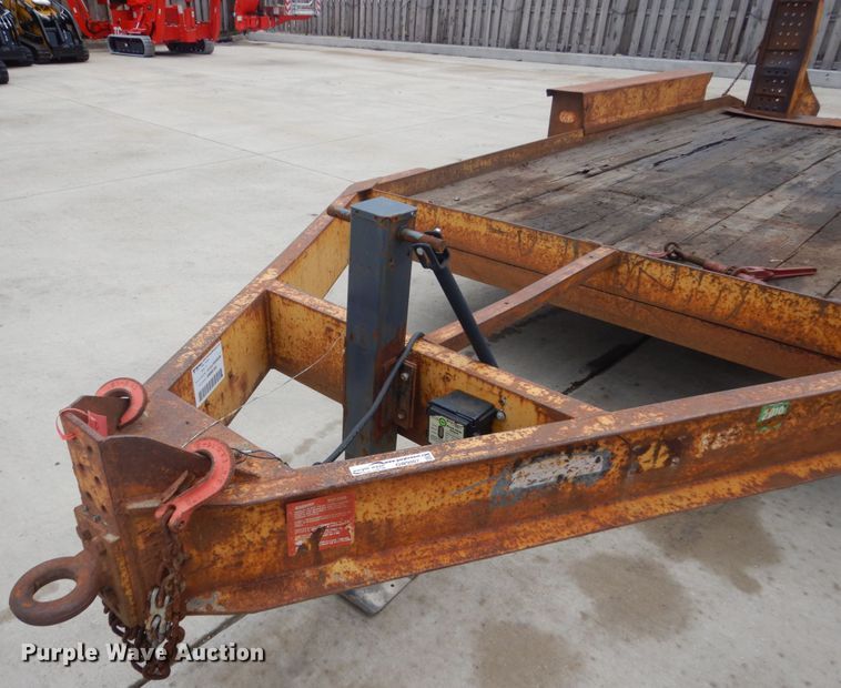 image for item GW9807 1997 Belshe T1 equipment trailer