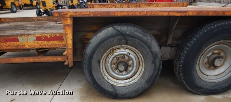 image for item GW9807 1997 Belshe T1 equipment trailer