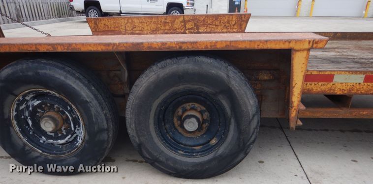 image for item GW9807 1997 Belshe T1 equipment trailer