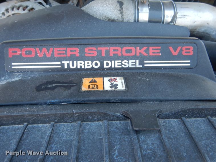 image for item GW9812 2004 Ford F350 Super Duty  SuperCab pickup truck cab and chassis