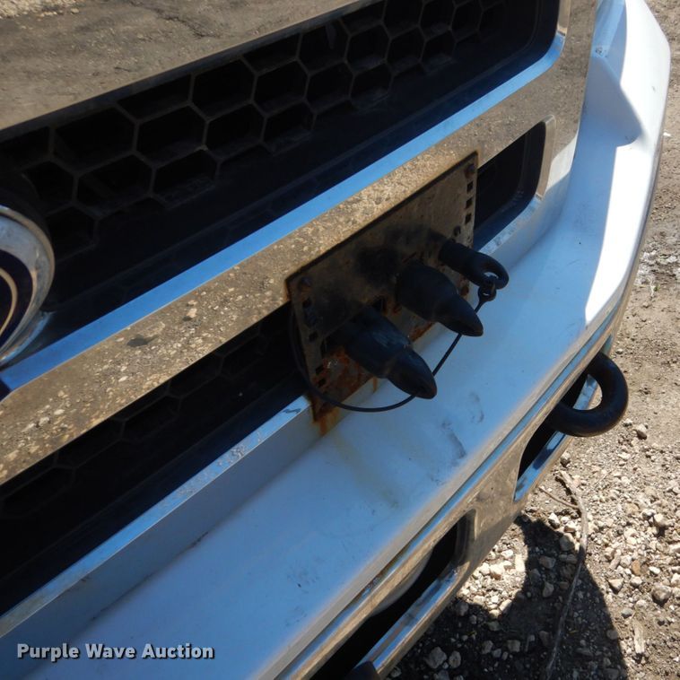 image for item GW9813 2005 Ford F350 Super Duty  SuperCab pickup truck