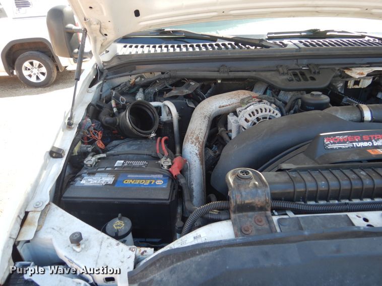 image for item GW9813 2005 Ford F350 Super Duty  SuperCab pickup truck