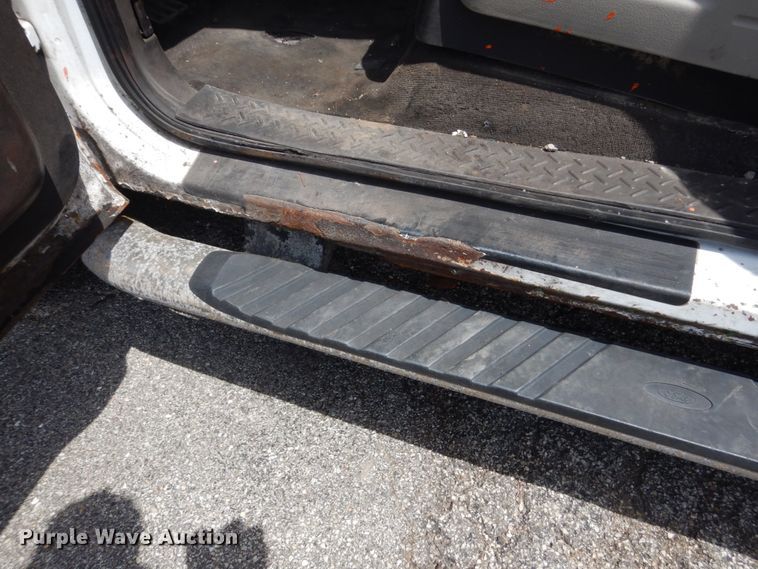 image for item GW9822 2010 Ford F150  SuperCab pickup truck